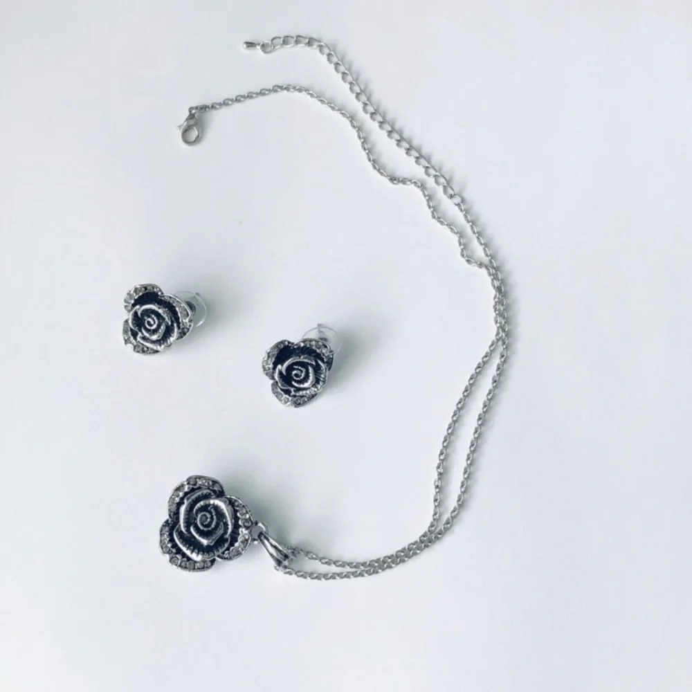 Vintage 80s Rose Floral Silver Tone Studded Jewelry Earrings Necklace Set - Picture 2 of 5